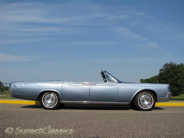 1967-lincoln-convertible-342.jpg