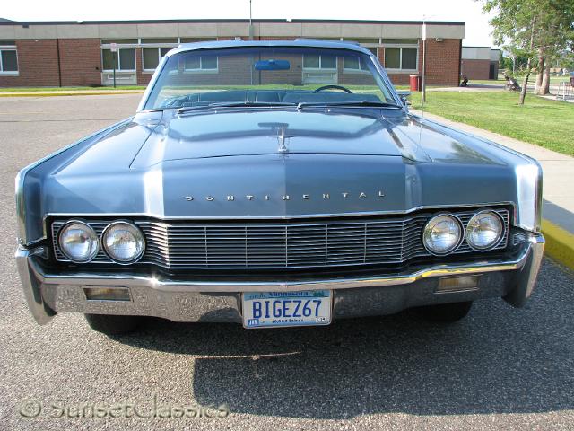 1967-lincoln-convertible-347.jpg