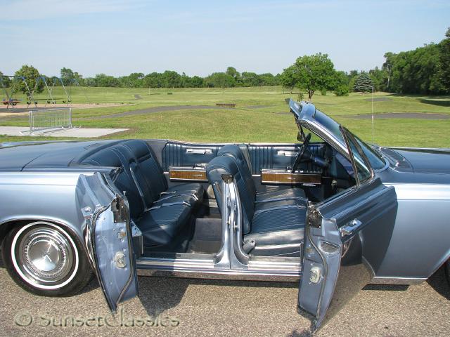 1967-lincoln-convertible-352.jpg