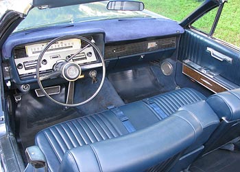 1967 Lincoln Convertible Interior