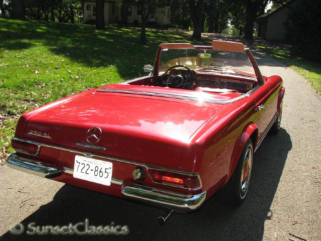 1967-mercedes-250sl-5-speed_778.jpg