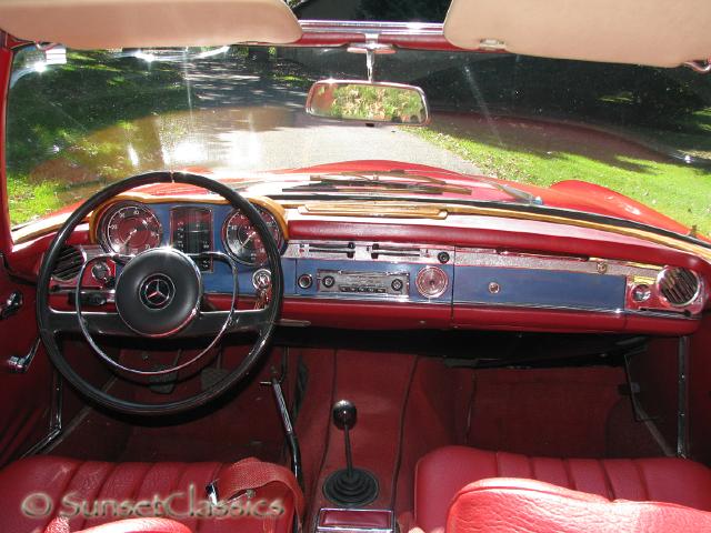 1967-mercedes-250sl-5-speed_784.jpg