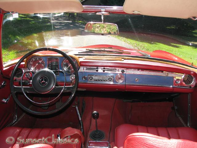 1967-mercedes-250sl-5-speed_784.jpg