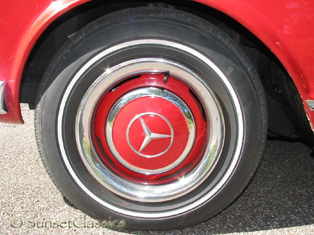 1967-mercedes-250sl-5-speed_836.jpg