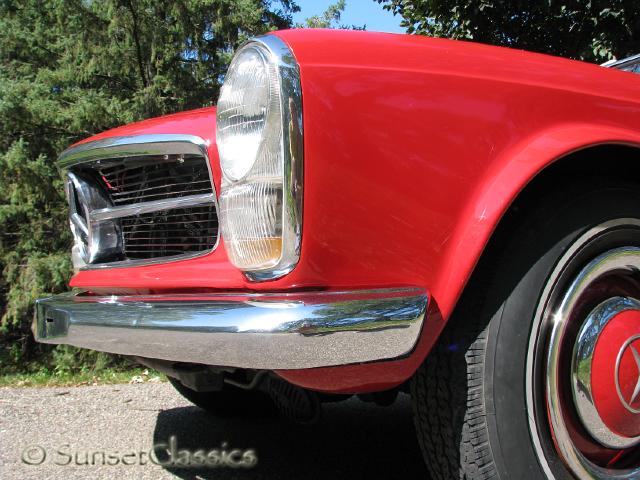 1967-mercedes-250sl-5-speed_838.jpg