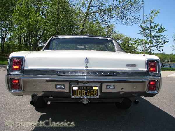 1967-oldsmobile-442-394.jpg