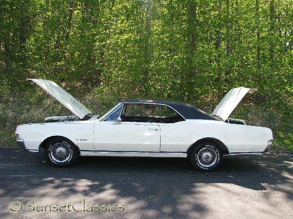 1967-oldsmobile-442-479.jpg