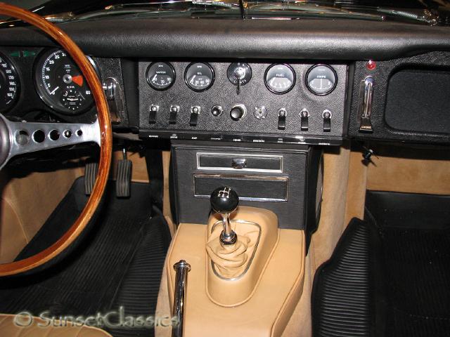 1967-jaguar-etype-057.jpg
