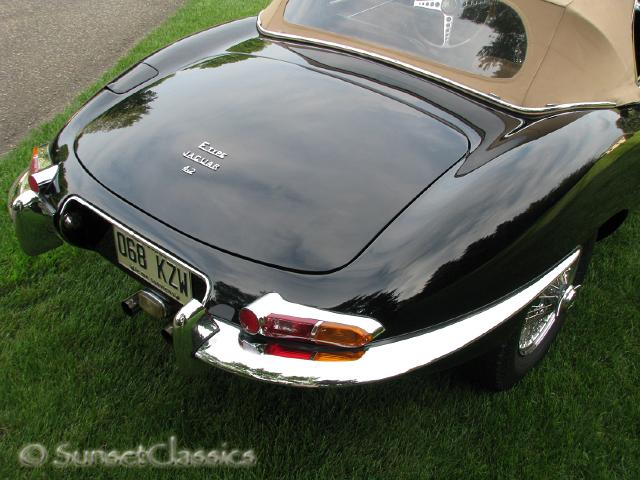 1967-jaguar-etype-200.jpg