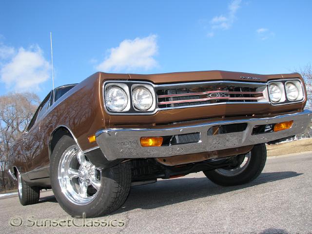 1969-plymouth-gtx-875.jpg