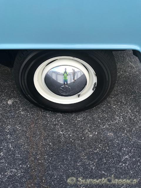 1969-vw-bus-rear-wheel-well.jpg