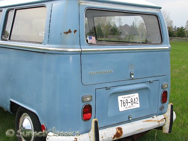 1969-vw-bus7051.jpg