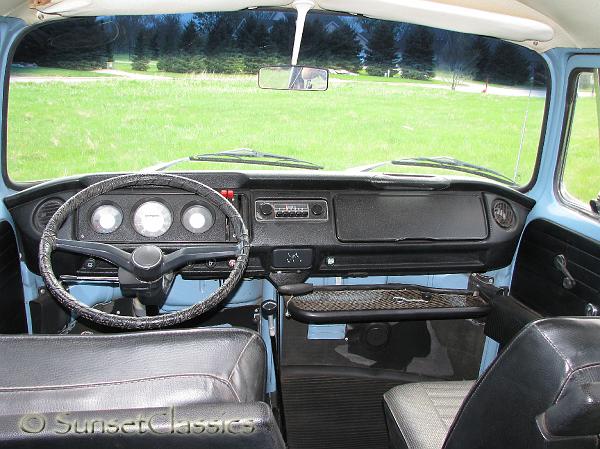 1969-vw-bus7023.jpg