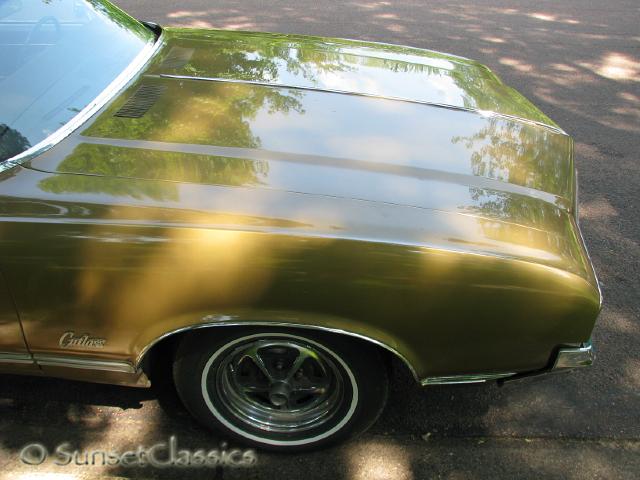 1970-olds-cutlass-supreme-027.jpg