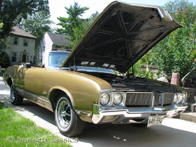 1970-olds-cutlass-supreme-952.jpg