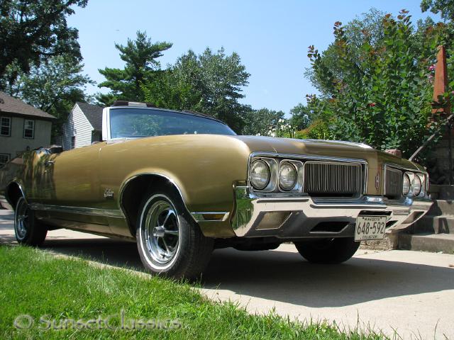 1970-olds-cutlass-supreme-959.jpg