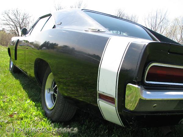 1970-dodge-charger-rt695.jpg