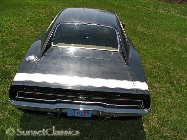 1970-dodge-charger-rt697.jpg