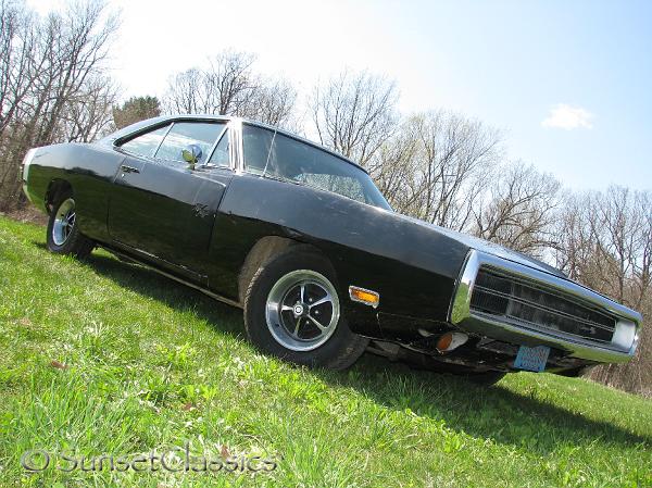 1970-dodge-charger-rt753.jpg