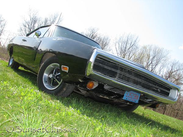 1970-dodge-charger-rt754.jpg