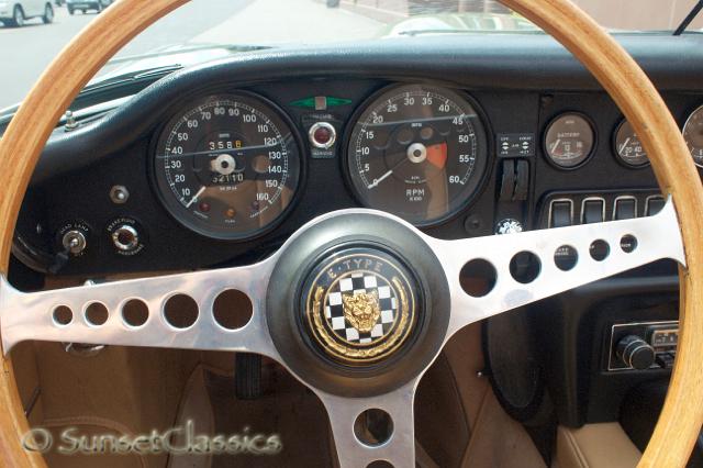 1970-jaguar-xke-208.jpg