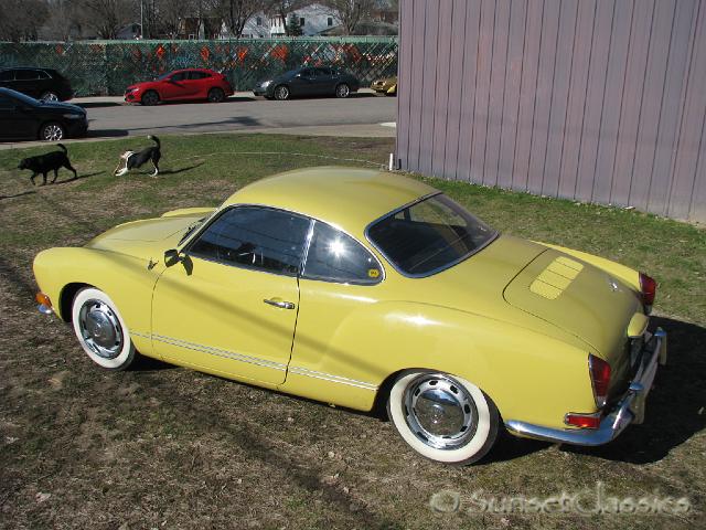 1970-vw-karmann-ghia-yellow-532.JPG