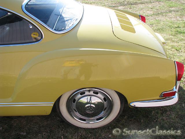1970-vw-karmann-ghia-yellow-560.JPG