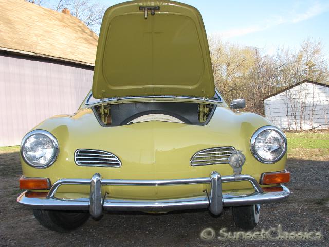 1970-vw-karmann-ghia-yellow-628.JPG