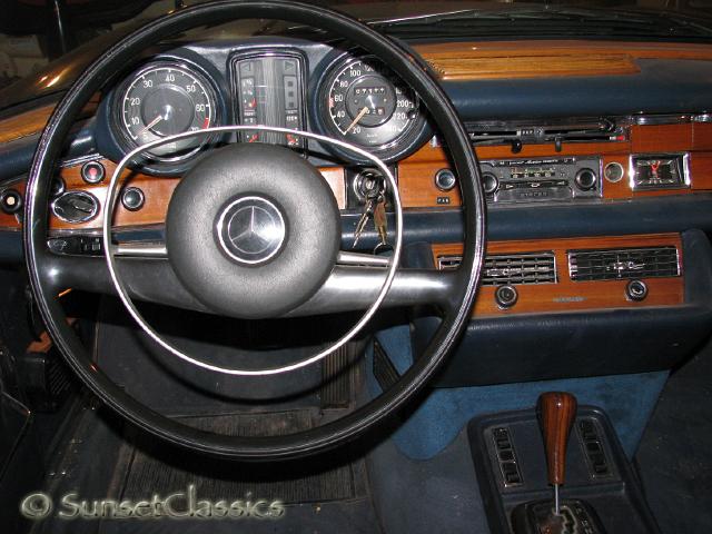 1971-mercedes-280se-205.jpg