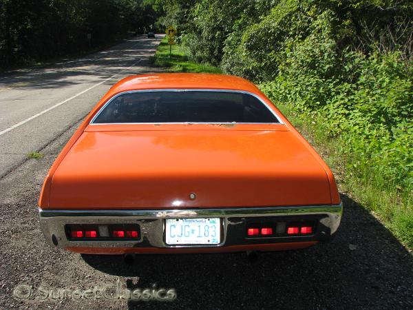 1971-plymouth-road-runner-365.jpg
