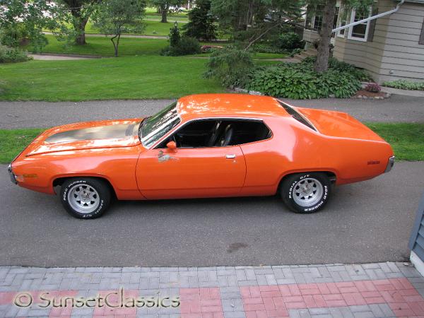 1971-plymouth-road-runner-925.jpg