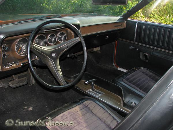 1971-plymouth-road-runner-735.jpg