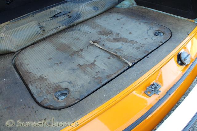 1971-vw-squareback-009.jpg