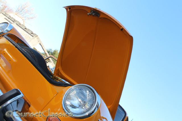 1971-vw-squareback-023.jpg