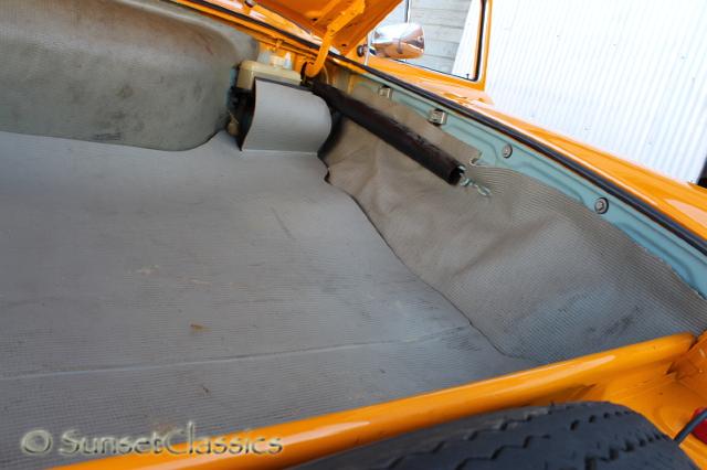 1971-vw-squareback-025.jpg