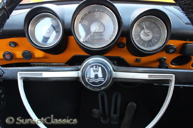 1971-vw-squareback-060.jpg