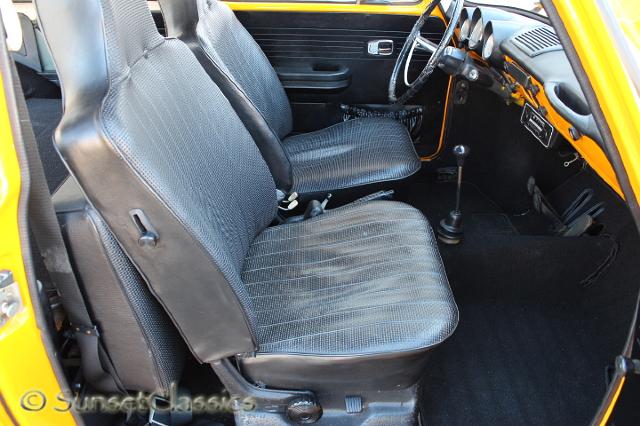1971-vw-squareback-075.jpg