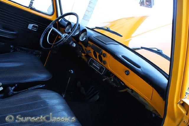 1971-vw-squareback-076.jpg