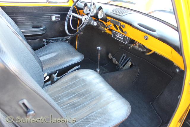 1971-vw-squareback-077.jpg