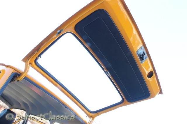 1971-vw-squareback-111.jpg