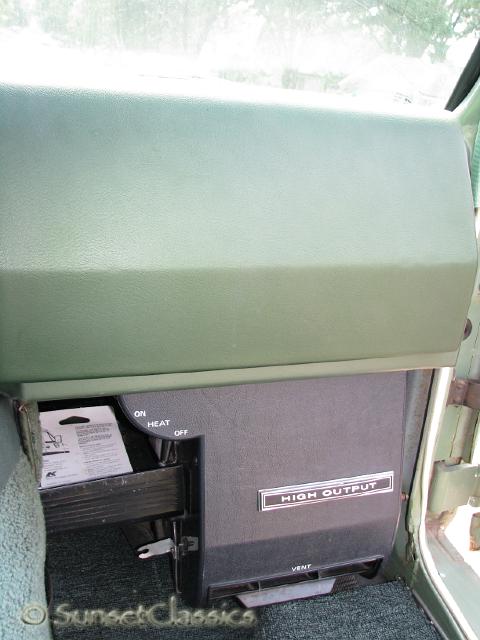1973-econoline-camper-015.jpg