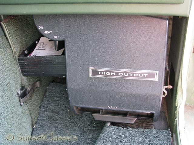 1973-econoline-camper-020.jpg
