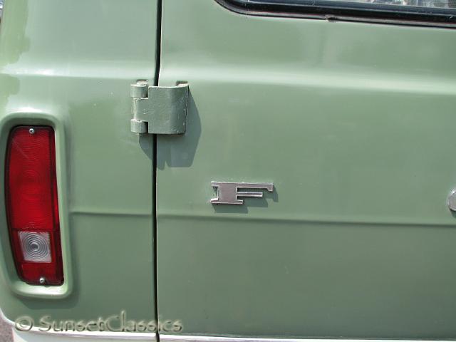 1973-econoline-camper-813.jpg