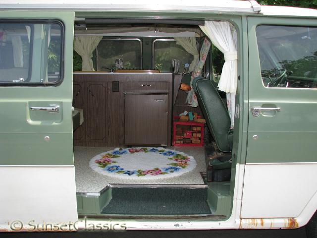 1973-econoline-camper-846.jpg