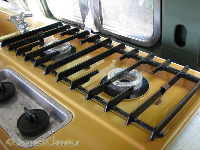 1973-econoline-camper-855.jpg