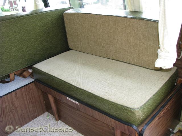 1973-econoline-camper-890.jpg