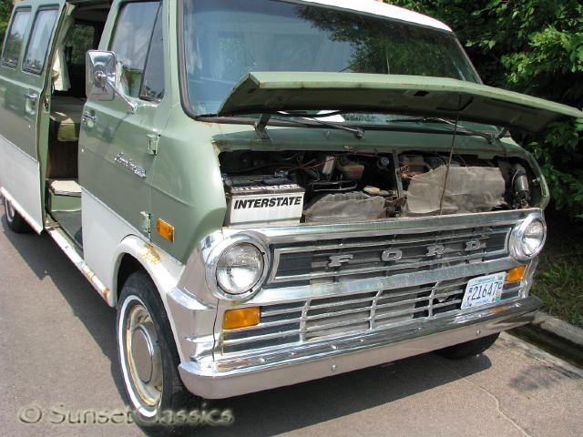 1973-econoline-camper-964.jpg