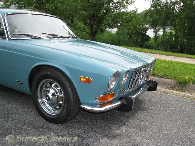 1973-jaguar-xj6-398.jpg