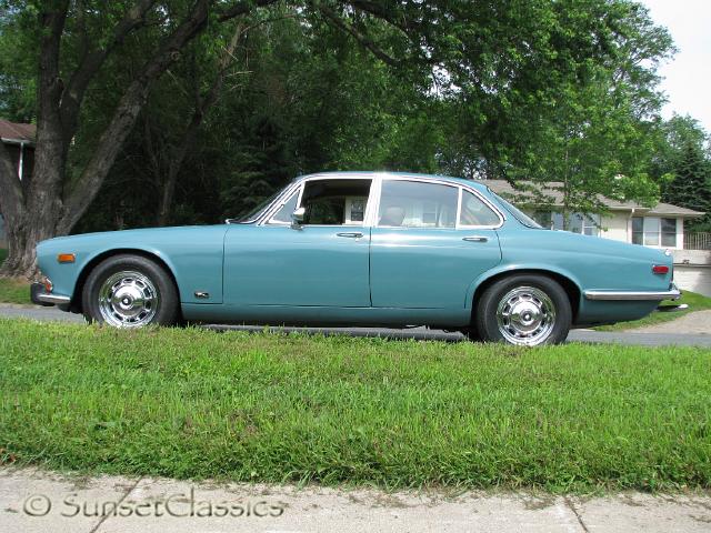 1973-jaguar-xj6-432.jpg