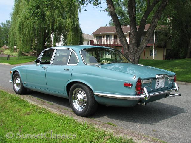 1973-jaguar-xj6-433.jpg